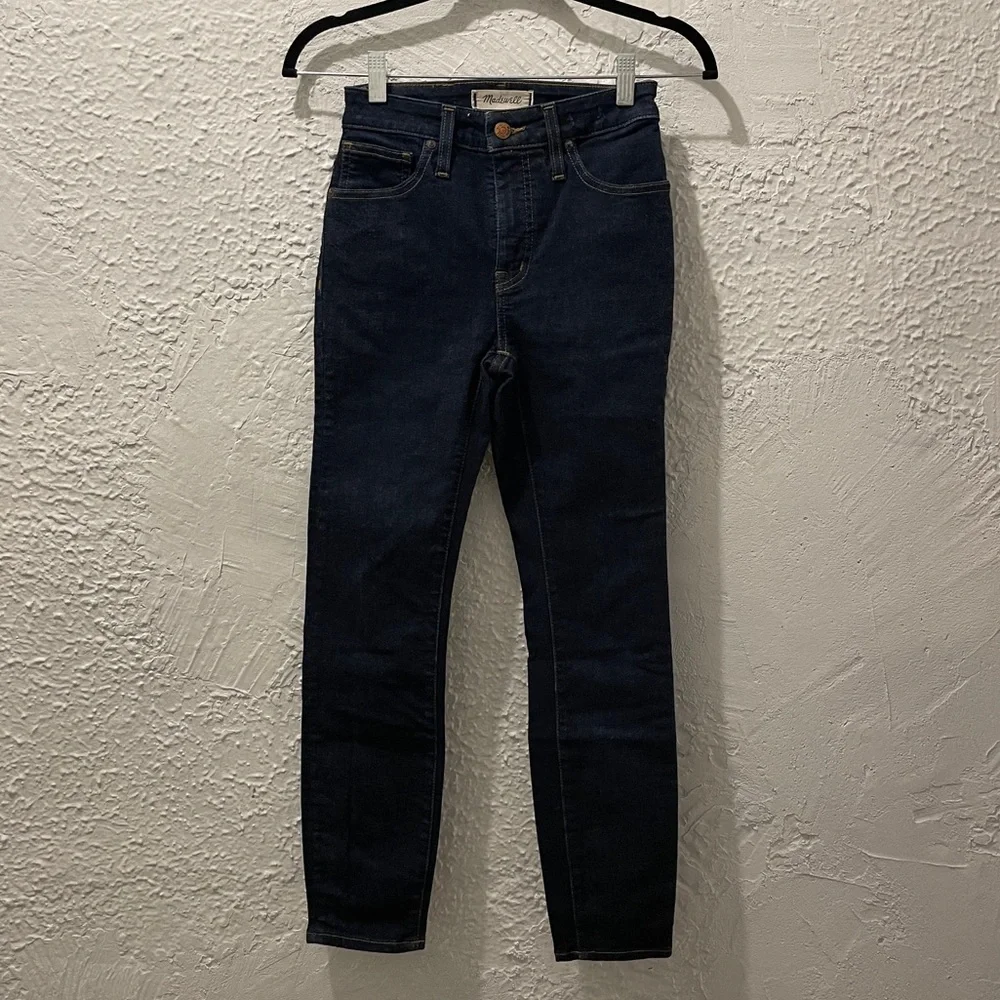 MADEWELL Curvy High Rise Petite Skinny Jeans in Lucille Wash - Picture 6 of 8